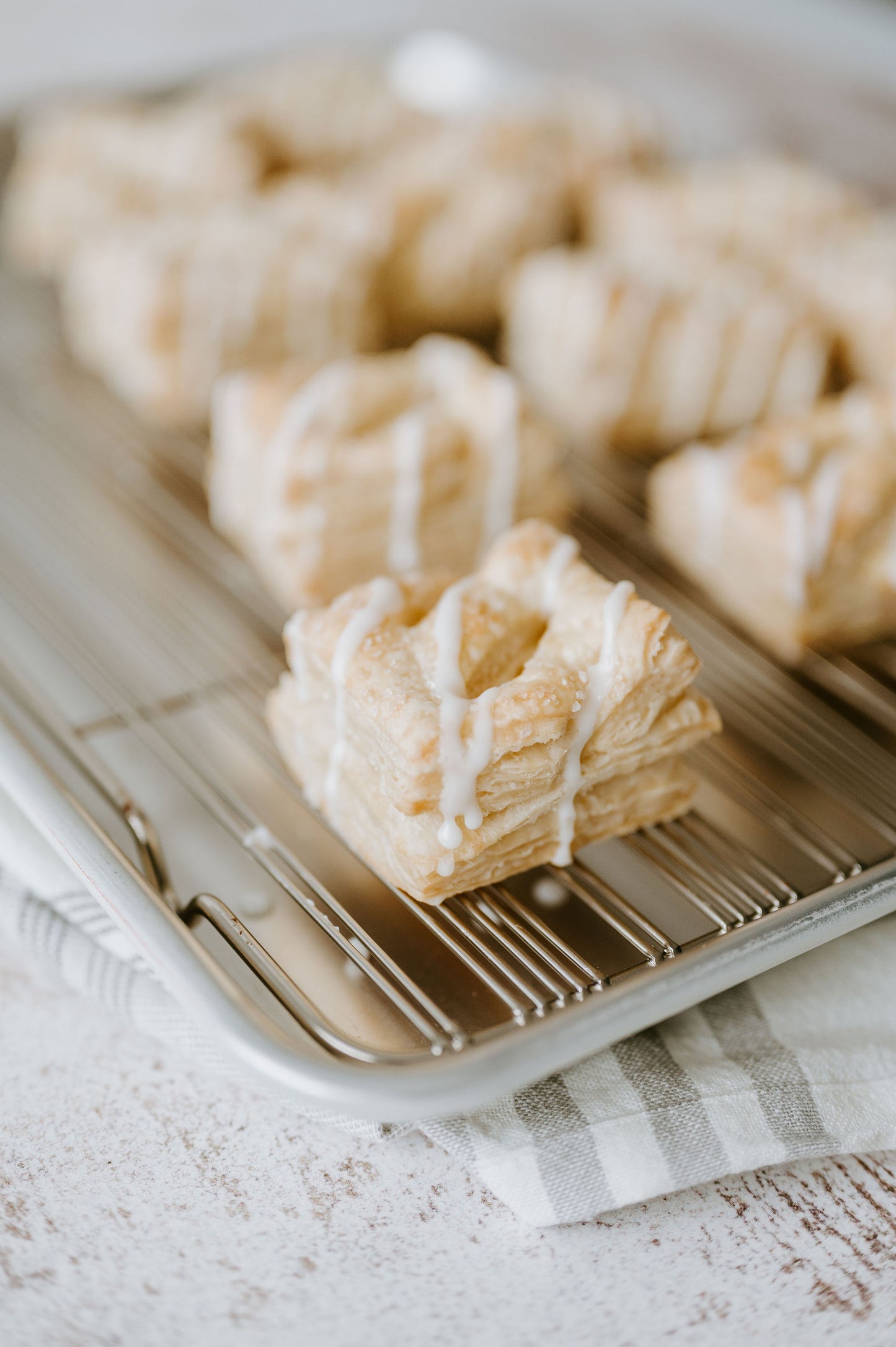 Pastry Puffins: CREAM CHEESE (1 Case)